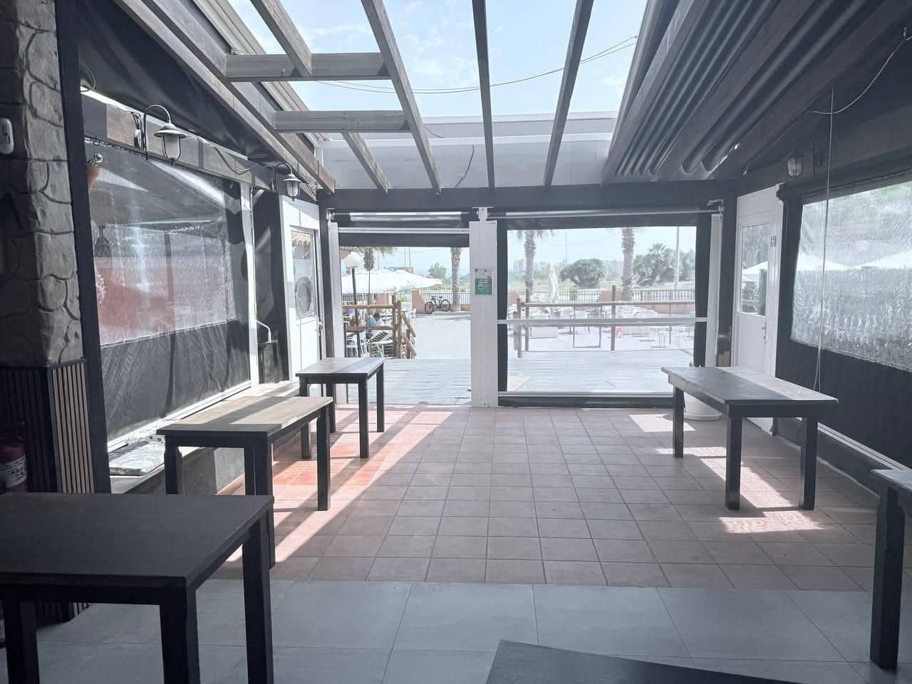 Erhverv til salg i Cabo Roig - € 190.000 (Ref: 9748039)