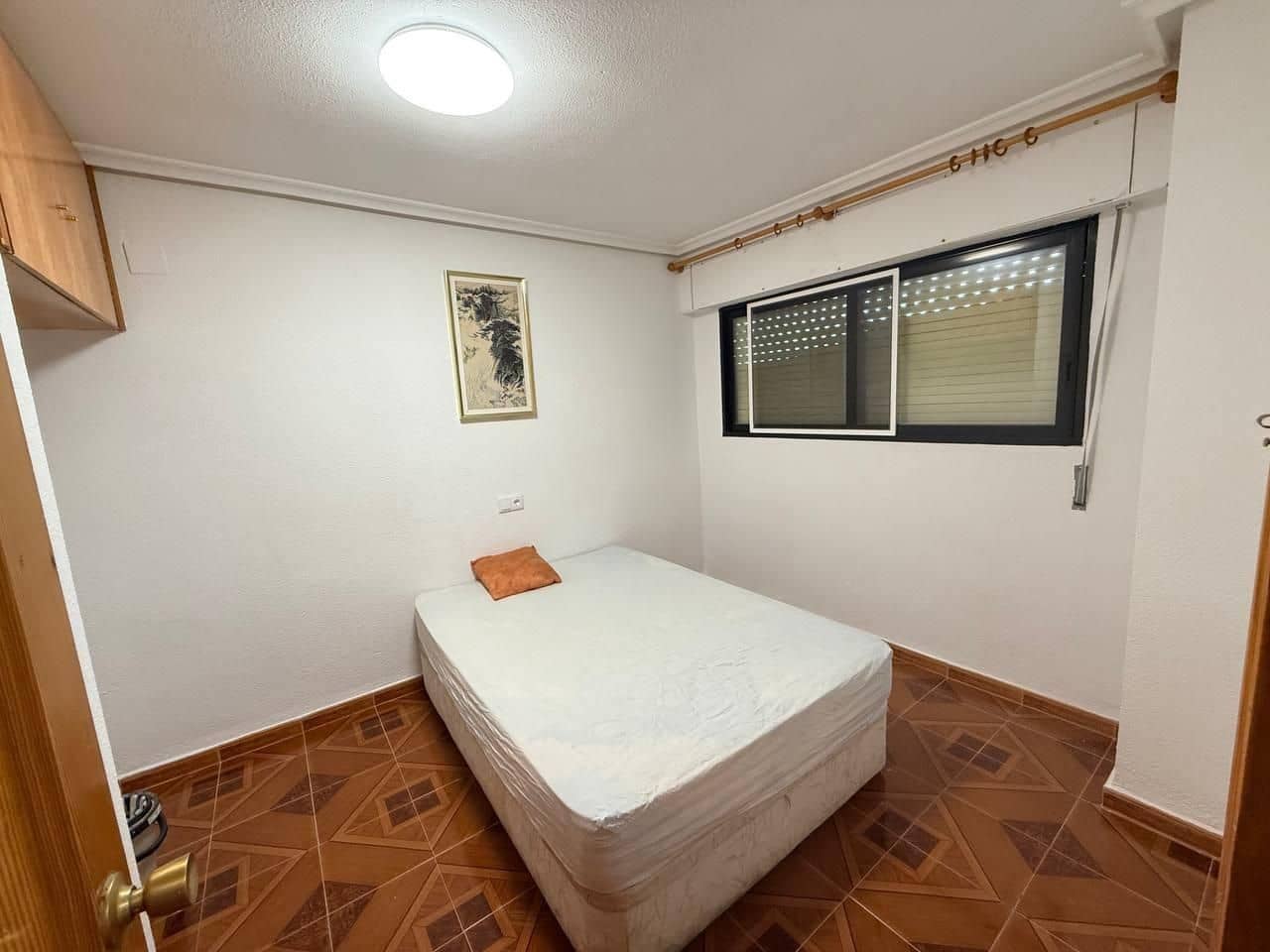 3 makuuhuone Huoneisto myytävänä paikassa Orihuela Costa mukana uima-altaan - 214 000 € (Ref: 9748041)