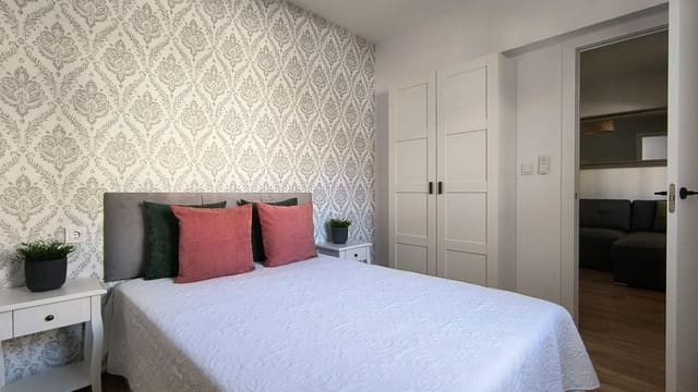 3 sovrum Radhus till salu i Orihuela med pool - 277 900 € (Ref: 9748063)