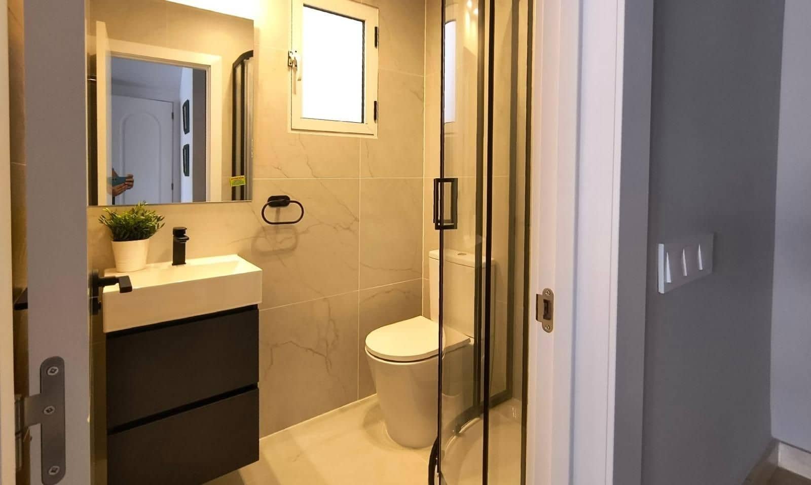 Adosado de 3 habitaciones en Orihuela en venta con piscina - 277.900 € (Ref: 9748063)