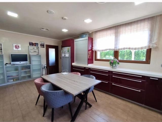 5 soveværelse Villa til salg i Aspe med swimmingpool garage - € 850.000 (Ref: 9843403)