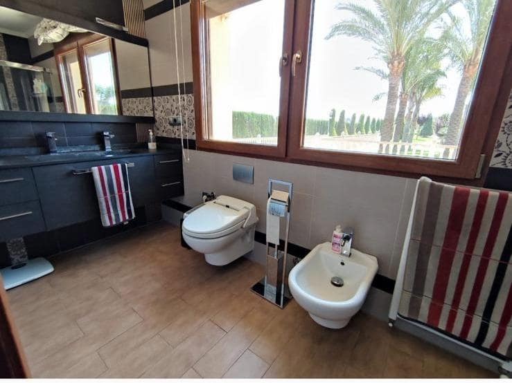 5 Zimmer Villa zu verkaufen in Aspe mit Pool Garage - 850.000 € (Ref: 9843403)