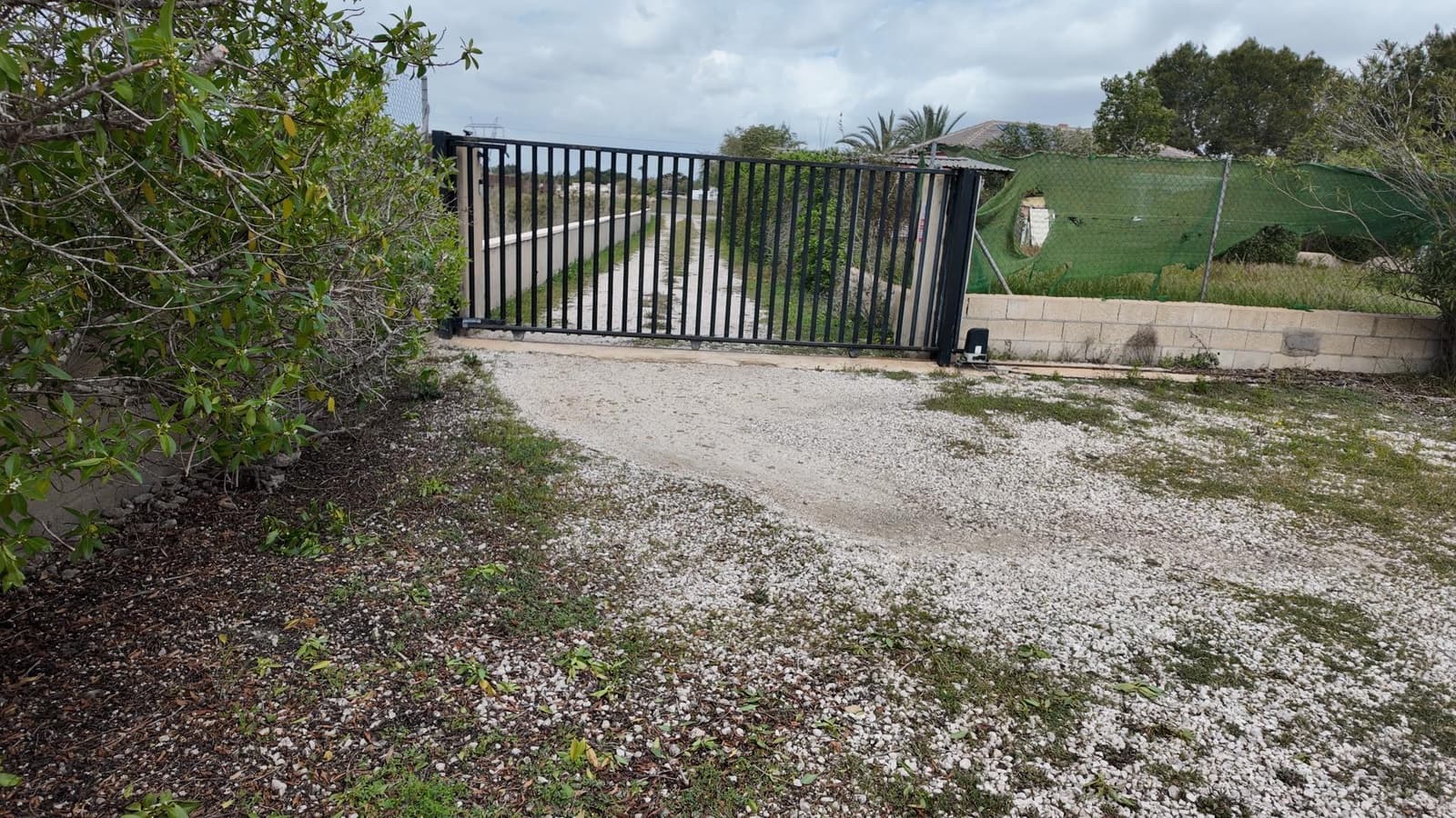 4 bedroom Finca/Country House for sale in La Hoya with pool garage - € 250,000 (Ref: 9843405)