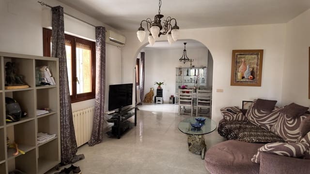 6 bedroom Villa for sale in Lomas de Campoamor - Las Ramblas, Orihuela with pool garage - € 450,000 (Ref: 9876439)