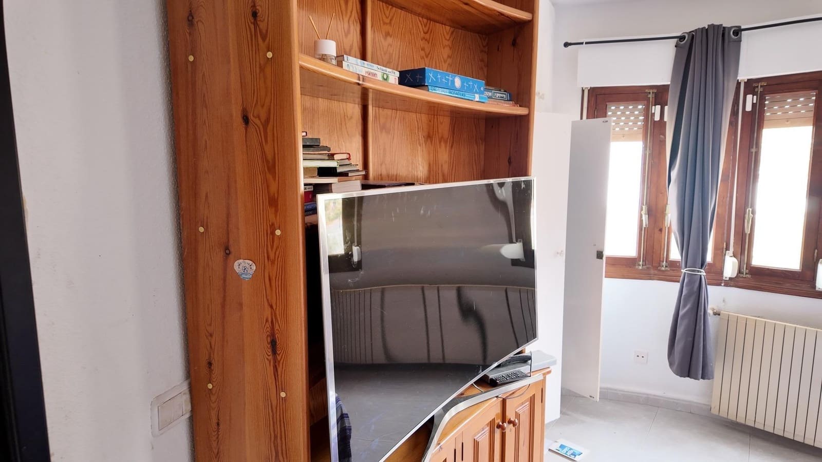 6 bedroom Villa for sale in Orihuela Costa with pool garage - € 450,000 (Ref: 9876439)