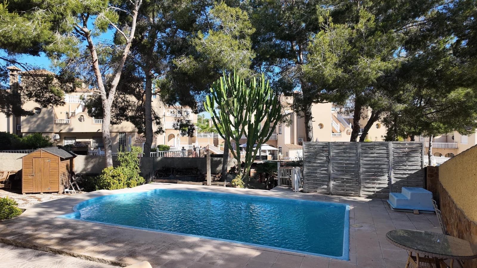 6 bedroom Villa for sale in Orihuela Costa with pool garage - € 450,000 (Ref: 9876439)