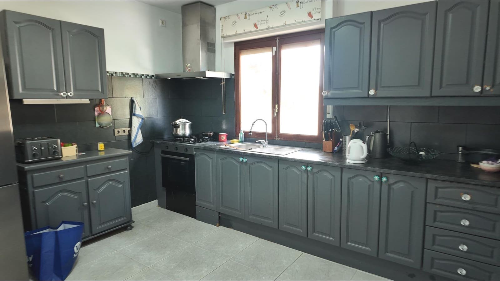 6 bedroom Villa for sale in Orihuela Costa with pool garage - € 450,000 (Ref: 9876439)
