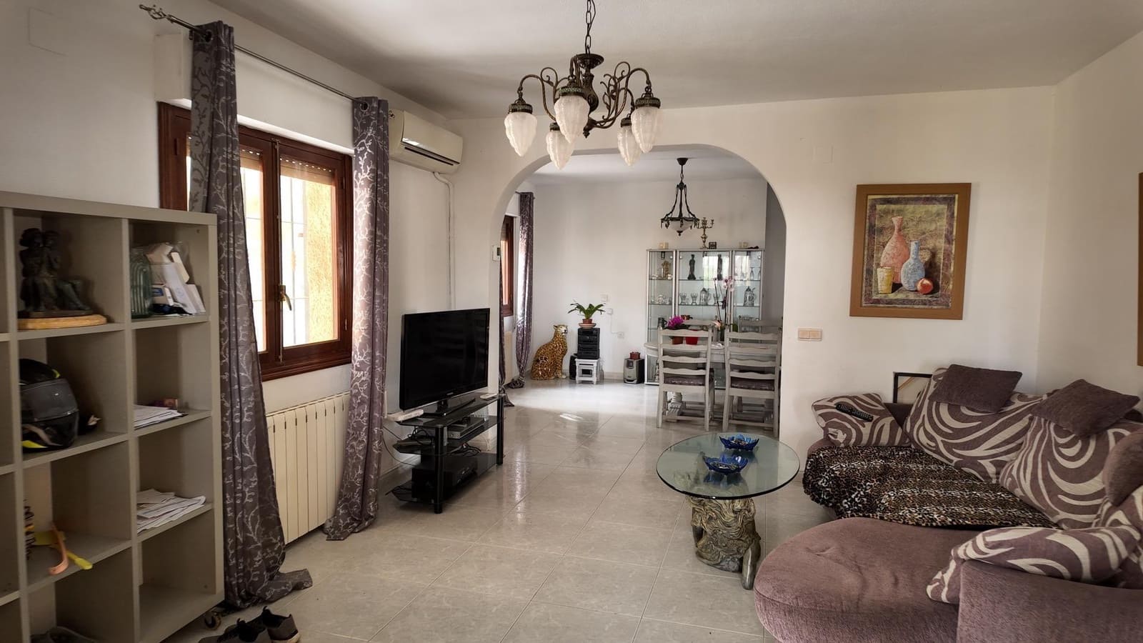 6 bedroom Villa for sale in Orihuela Costa with pool garage - € 450,000 (Ref: 9876439)