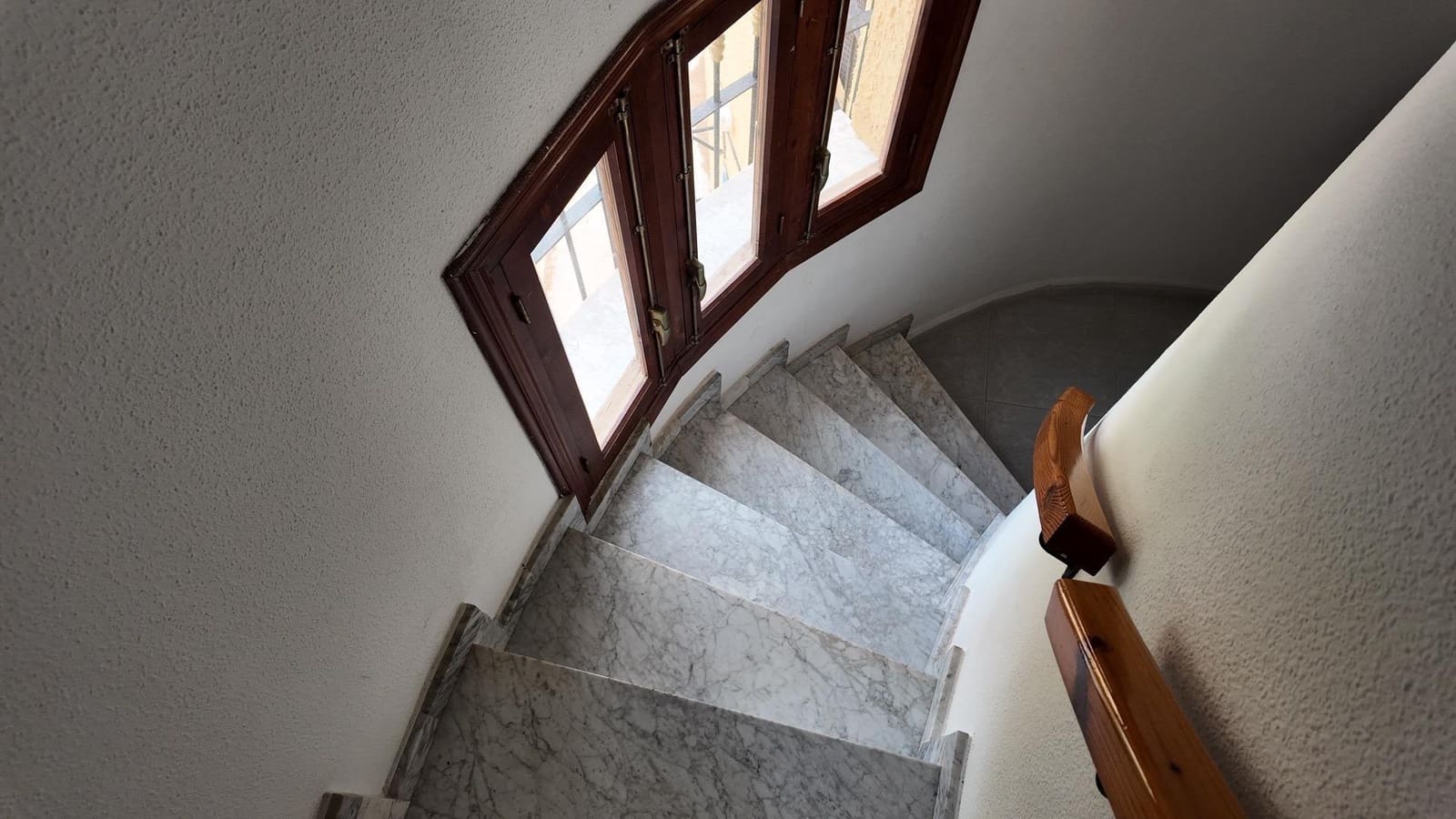 6 bedroom Villa for sale in Orihuela Costa with pool garage - € 450,000 (Ref: 9876439)