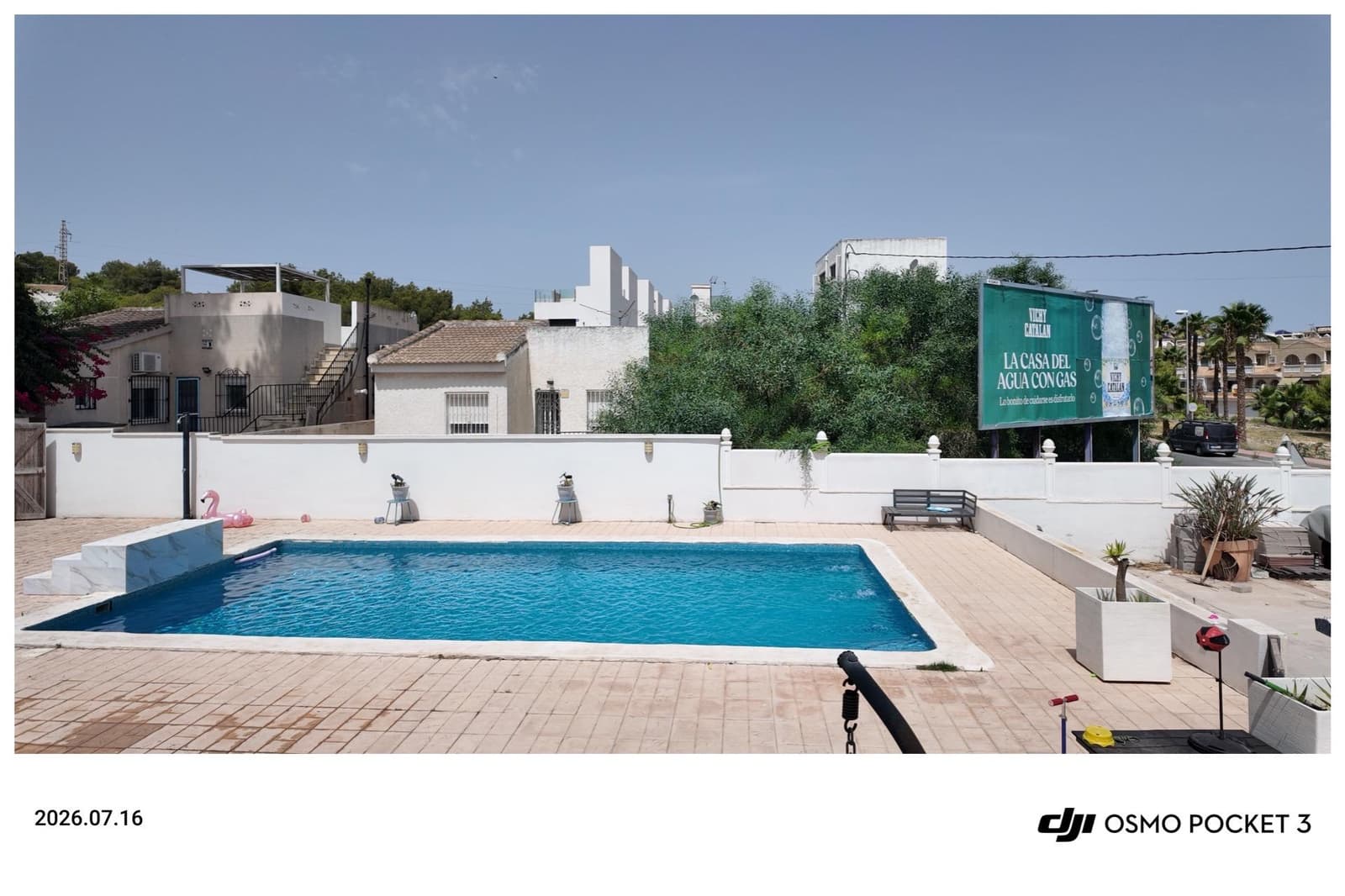 6 soveværelse Rækkehus til salg i Filipinas med swimmingpool garage - € 695.000 (Ref: 9966669)