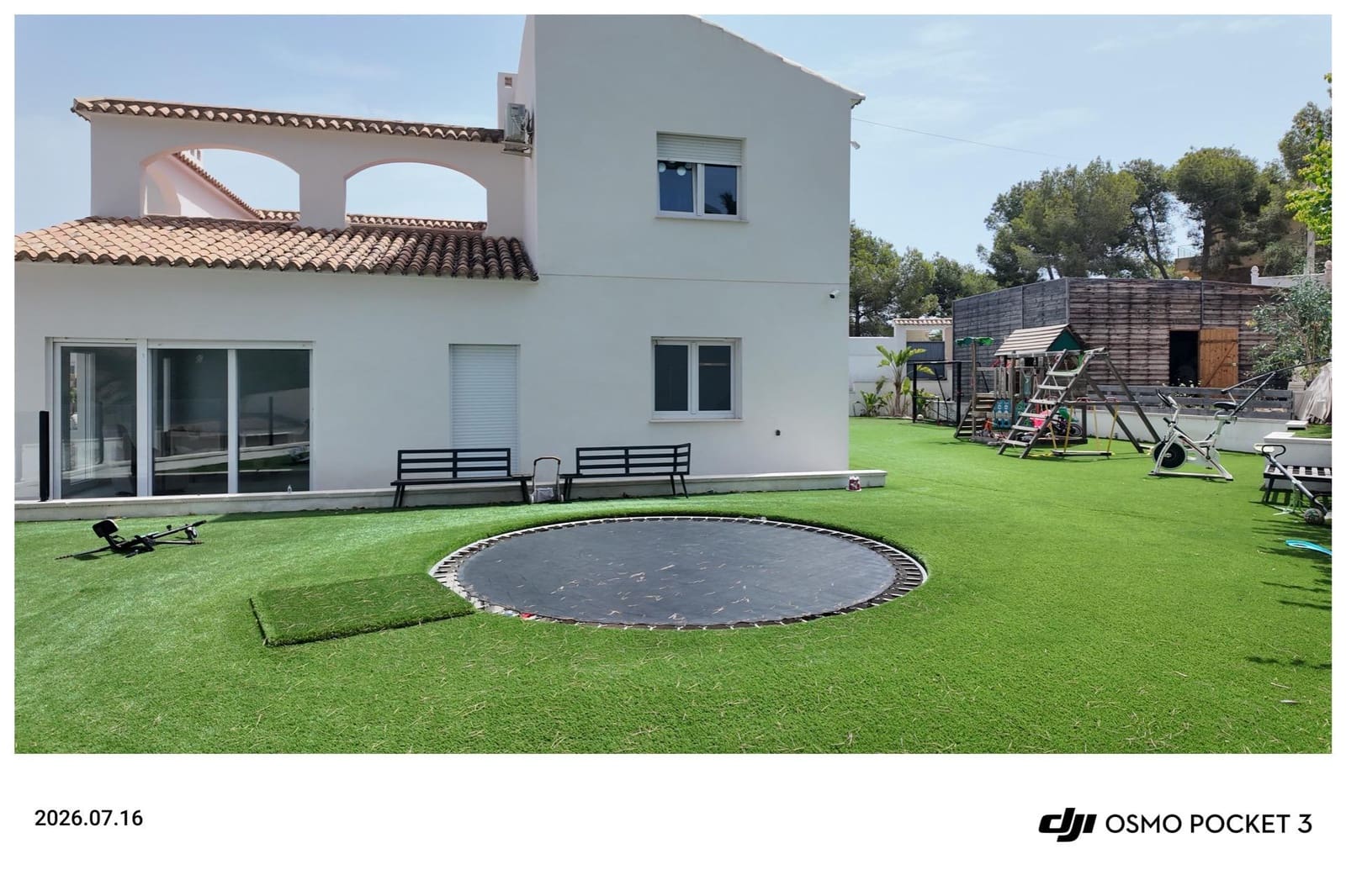 6 soveværelse Rækkehus til salg i Filipinas med swimmingpool garage - € 695.000 (Ref: 9966669)