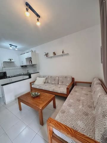 Bungalow de 2 chambres à louer à Campo Internacional, San Bartolomé de Tirajana - 1 000 € (Ref: 10001002)