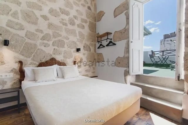 7 camera da letto Villetta a Schiera in vendita in Vegueta, Las Palmas de Gran Canaria - 991.000 € (Rif: 10035049)