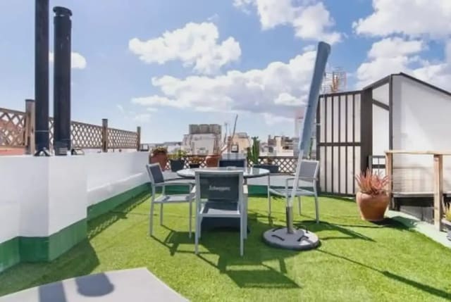 7 camera da letto Villetta a Schiera in vendita in Vegueta, Las Palmas de Gran Canaria - 991.000 € (Rif: 10035049)