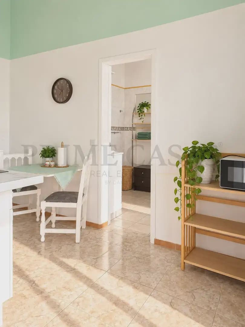 1 quarto Apartamento para arrendar em San Bartolome de Tirajana com piscina garagem - 950 € (Ref: 10088875)