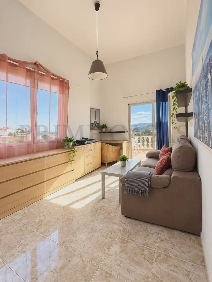 1 quarto Apartamento para arrendar em San Bartolome de Tirajana com piscina garagem - 950 € (Ref: 10088875)