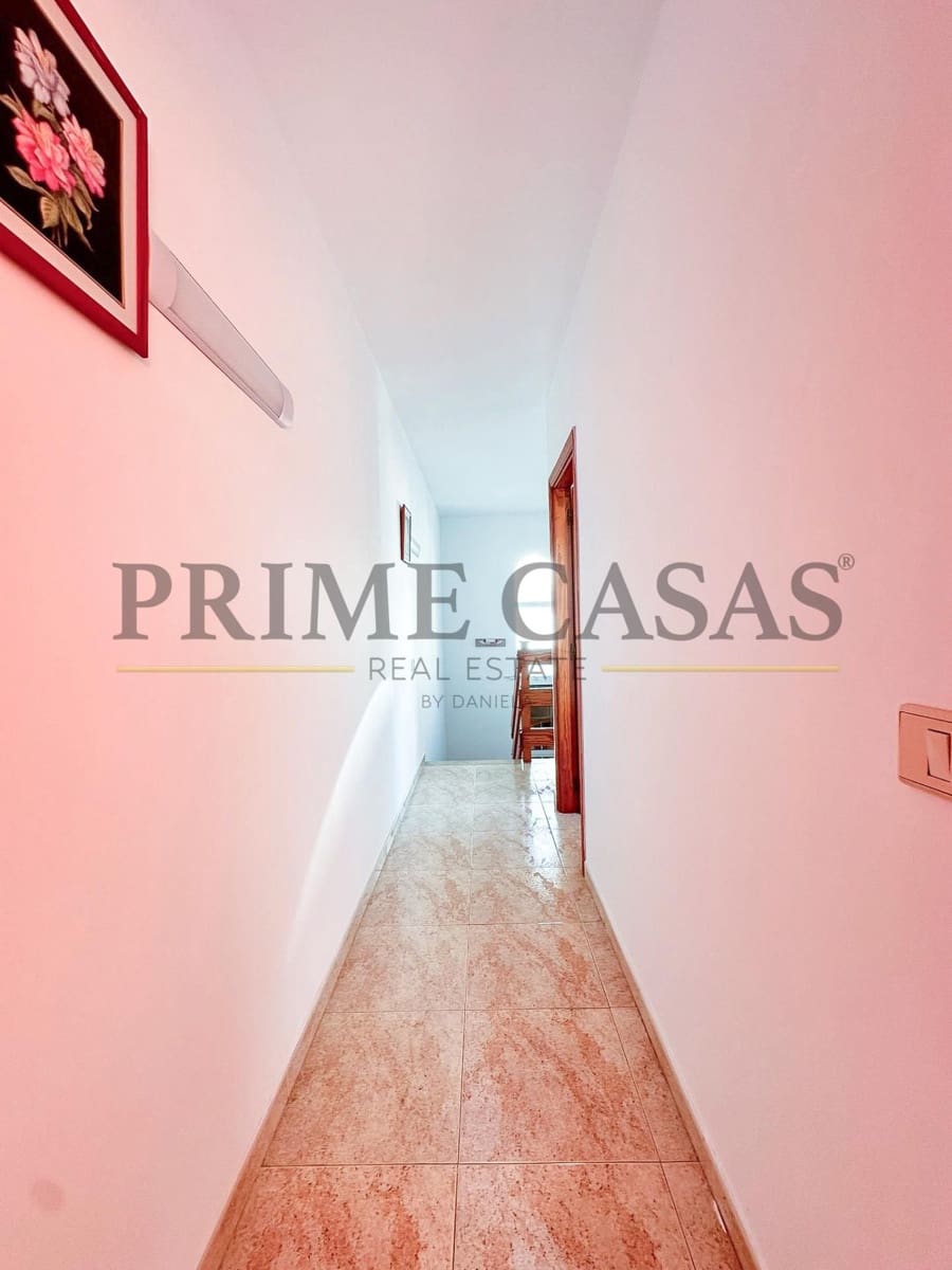 2 soveværelse Villa til salg i Mogan med garage - € 490.000 (Ref: 9537802)