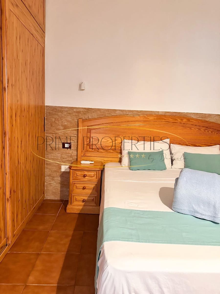 1 slaapkamer Bungalow te koop in San Bartolome de Tirajana met zwembad - € 370.000 (Ref: 9537803)