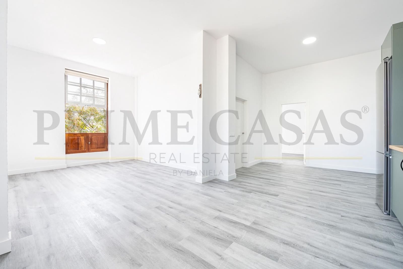 6 soverom Loft til salgs i Las Palmas de Gran Canaria - € 350 000 (Ref: 9537805)