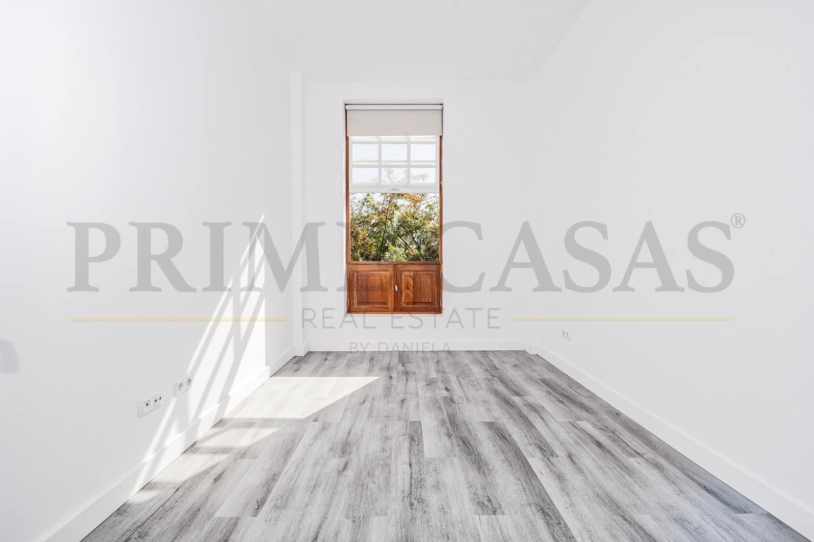 6 soverom Loft til salgs i Las Palmas de Gran Canaria - € 350 000 (Ref: 9537805)