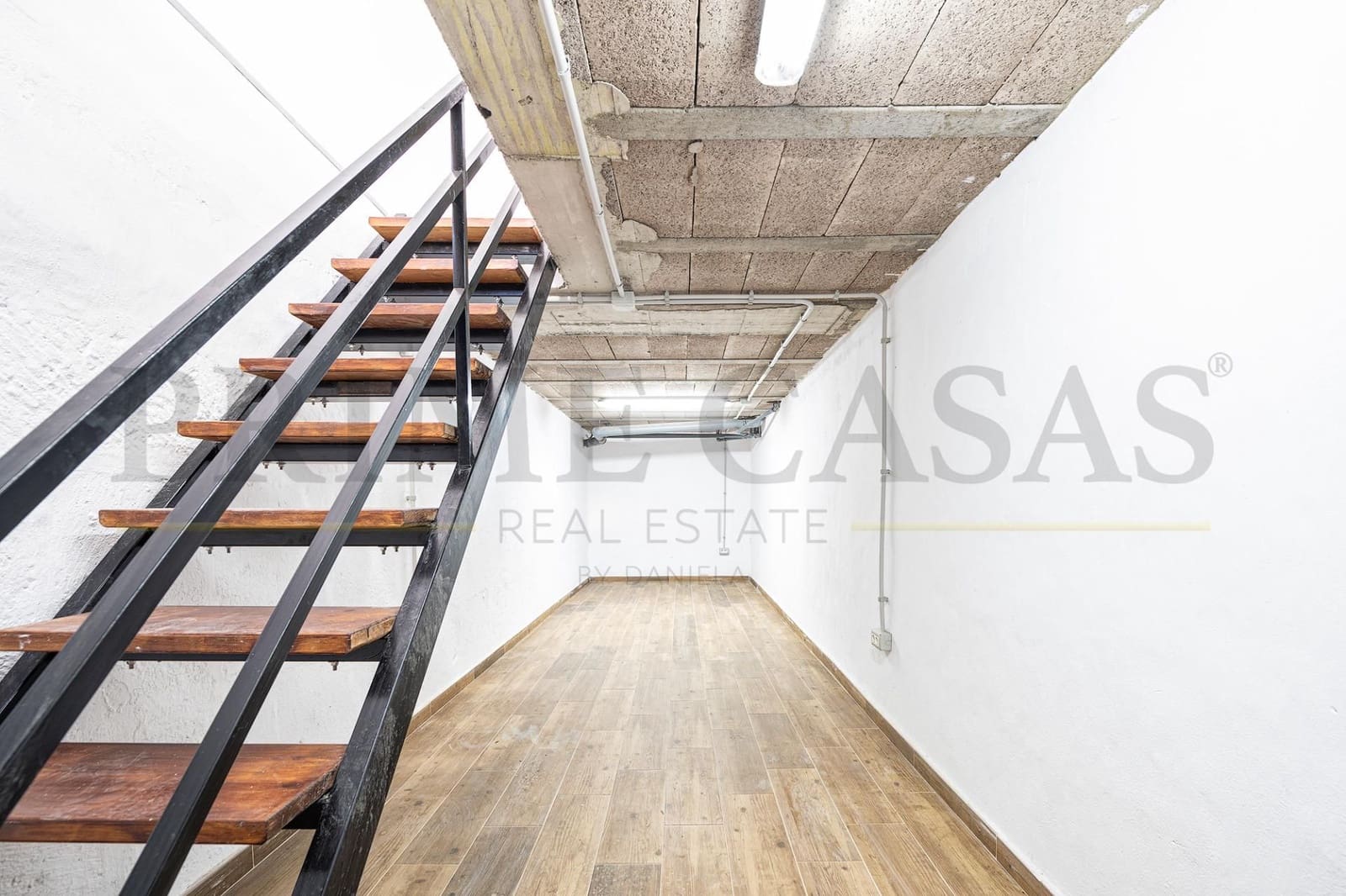 6 soverom Loft til salgs i Las Palmas de Gran Canaria - € 350 000 (Ref: 9537805)