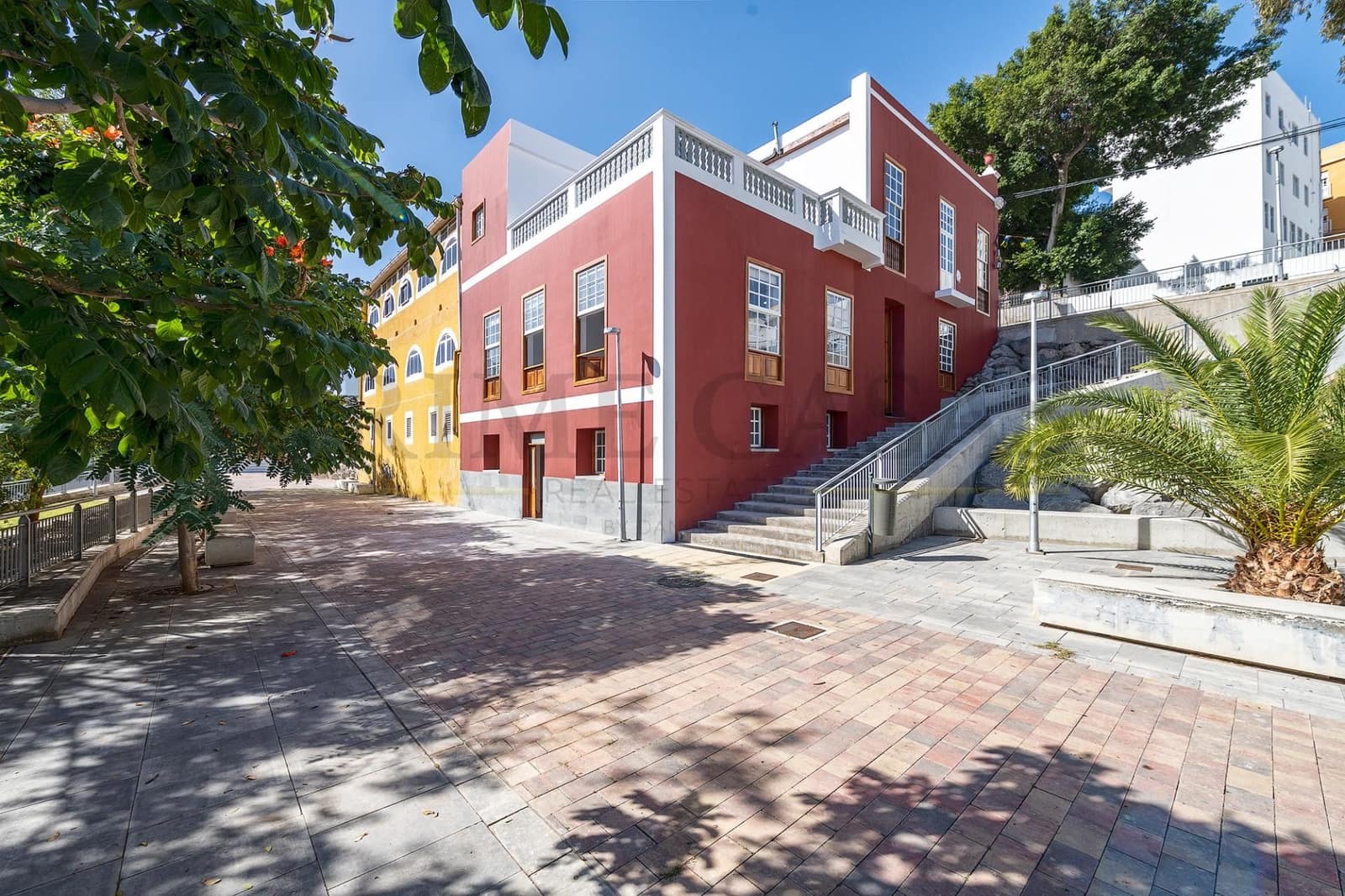 6 soverom Loft til salgs i Las Palmas de Gran Canaria - € 350 000 (Ref: 9537805)