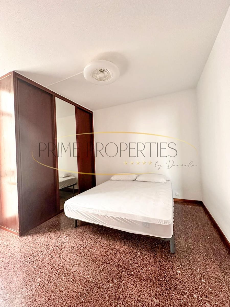 2 sovrum Takvåning att hyra i Las Palmas de Gran Canaria - 1 300 € (Ref: 9537806)