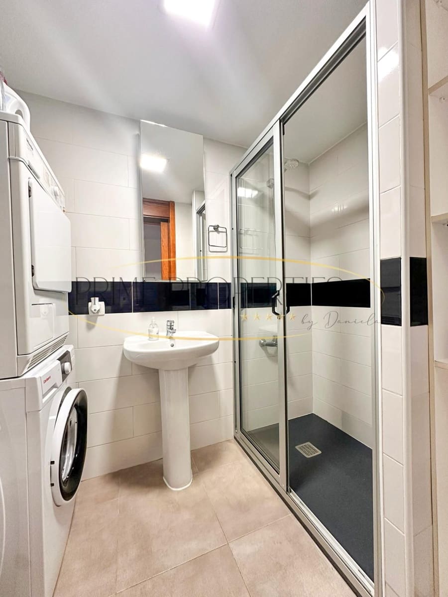 2 sovrum Takvåning att hyra i Las Palmas de Gran Canaria - 1 300 € (Ref: 9537806)