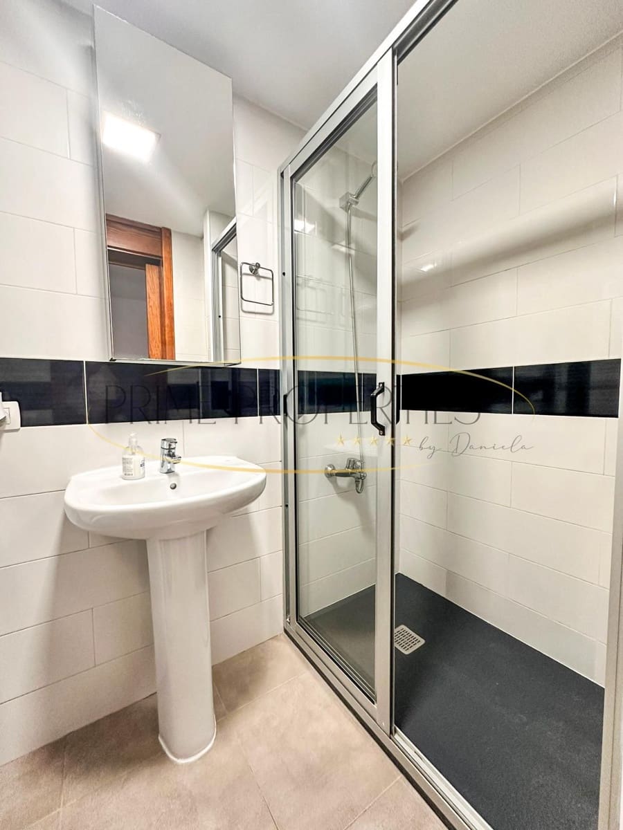 2 sovrum Takvåning att hyra i Las Palmas de Gran Canaria - 1 300 € (Ref: 9537806)