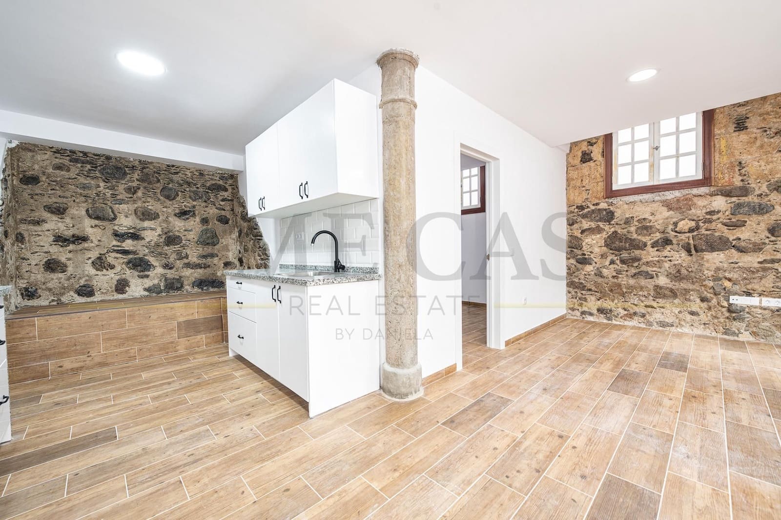 2 soverom Leilighet til salgs i Las Palmas de Gran Canaria - € 175 000 (Ref: 9537807)