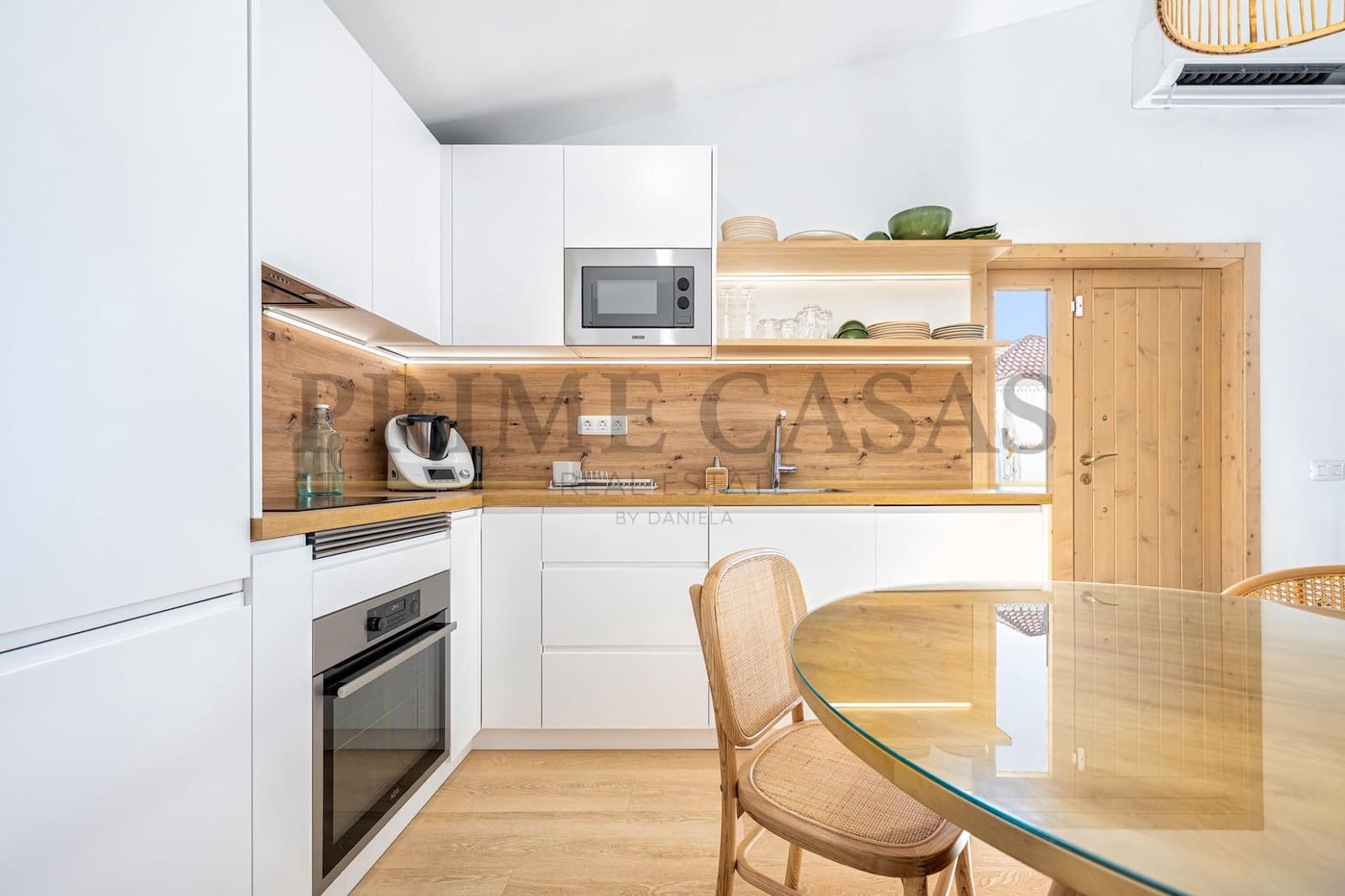 3 soverom Villa til salgs i San Bartolome de Tirajana med svømmebasseng garasje - € 1 200 000 (Ref: 9537808)