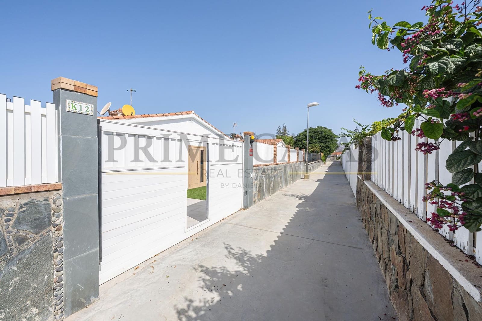 3 soverom Villa til salgs i San Bartolome de Tirajana med svømmebasseng garasje - € 1 200 000 (Ref: 9537808)