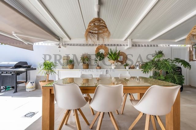 3 soverom Villa til salgs i Playa del Inglés, San Bartolomé de Tirajana med svømmebasseng garasje - € 1 200 000 (Ref: 9537808)