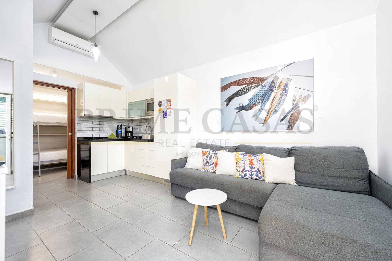 2 slaapkamer Bungalow te koop in San Bartolome de Tirajana met zwembad - € 450.000 (Ref: 9537809)