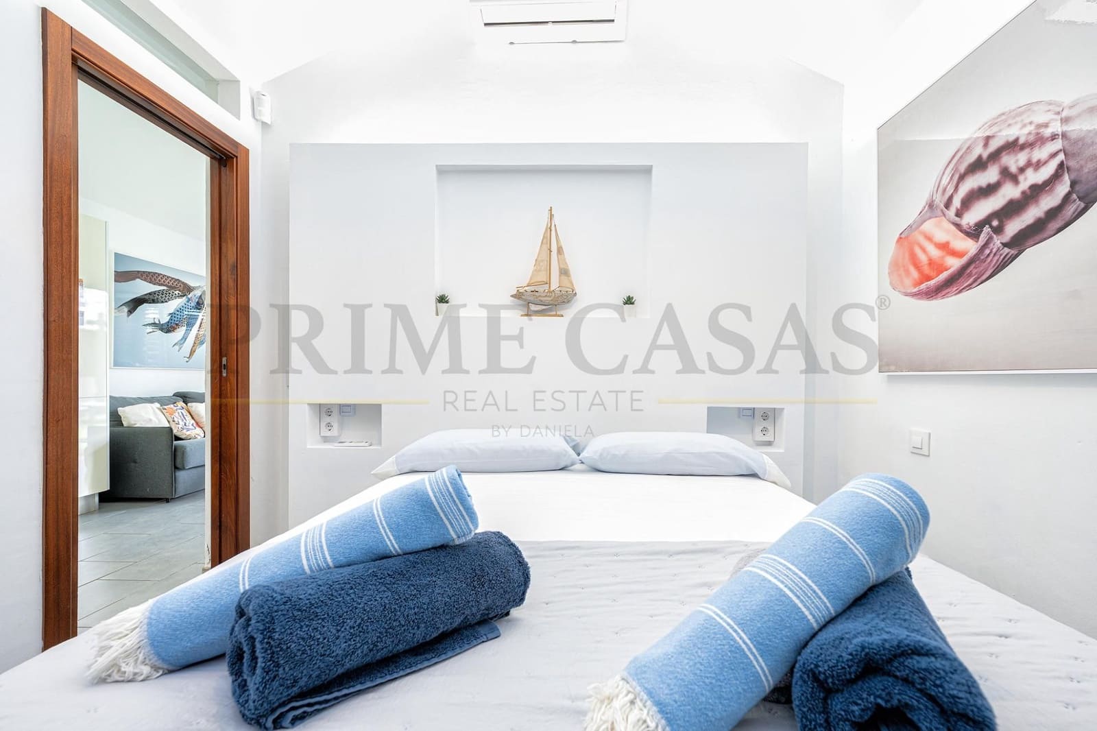 2 slaapkamer Bungalow te koop in San Bartolome de Tirajana met zwembad - € 450.000 (Ref: 9537809)