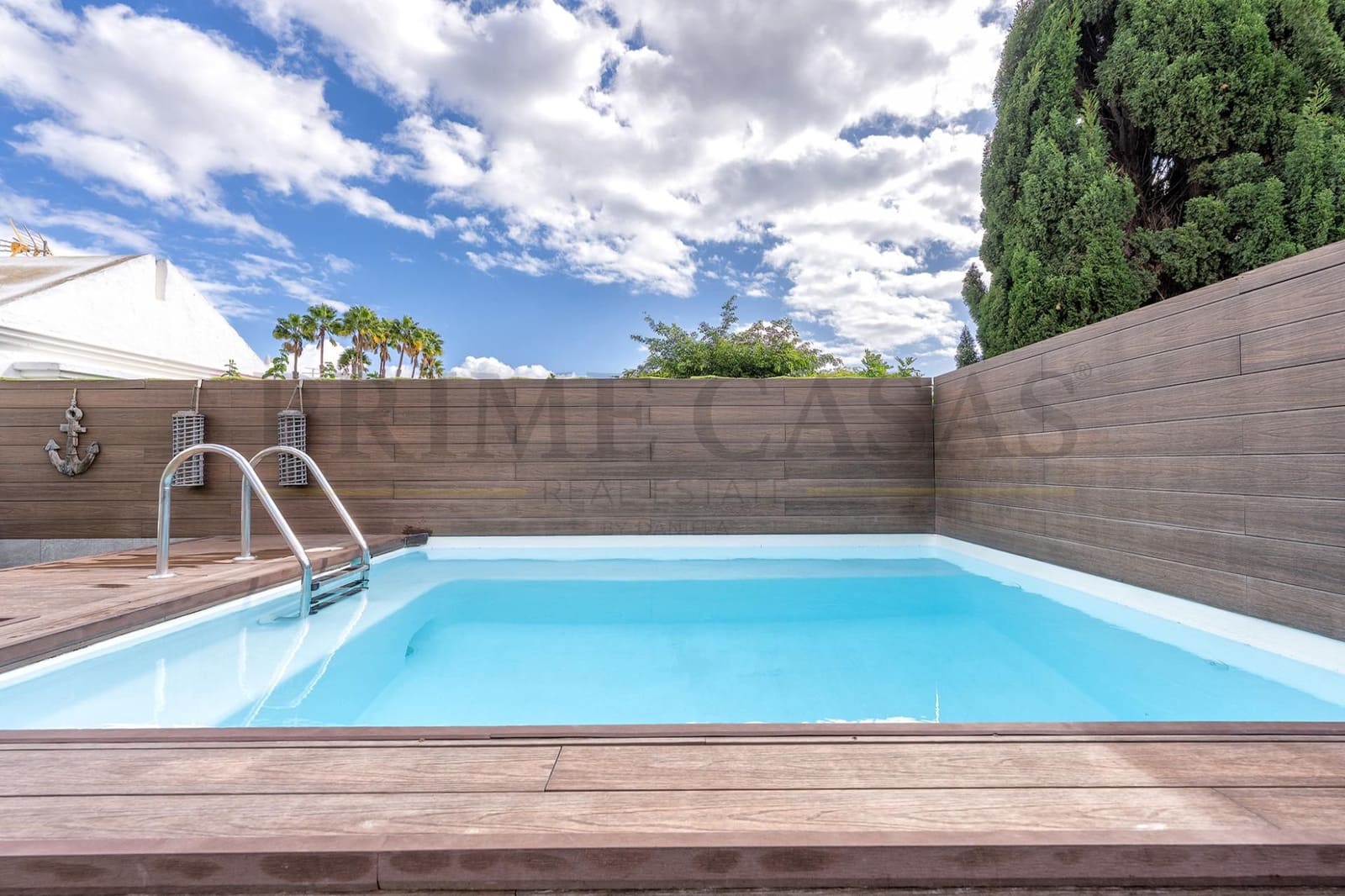 2 slaapkamer Bungalow te koop in San Bartolome de Tirajana met zwembad - € 450.000 (Ref: 9537809)