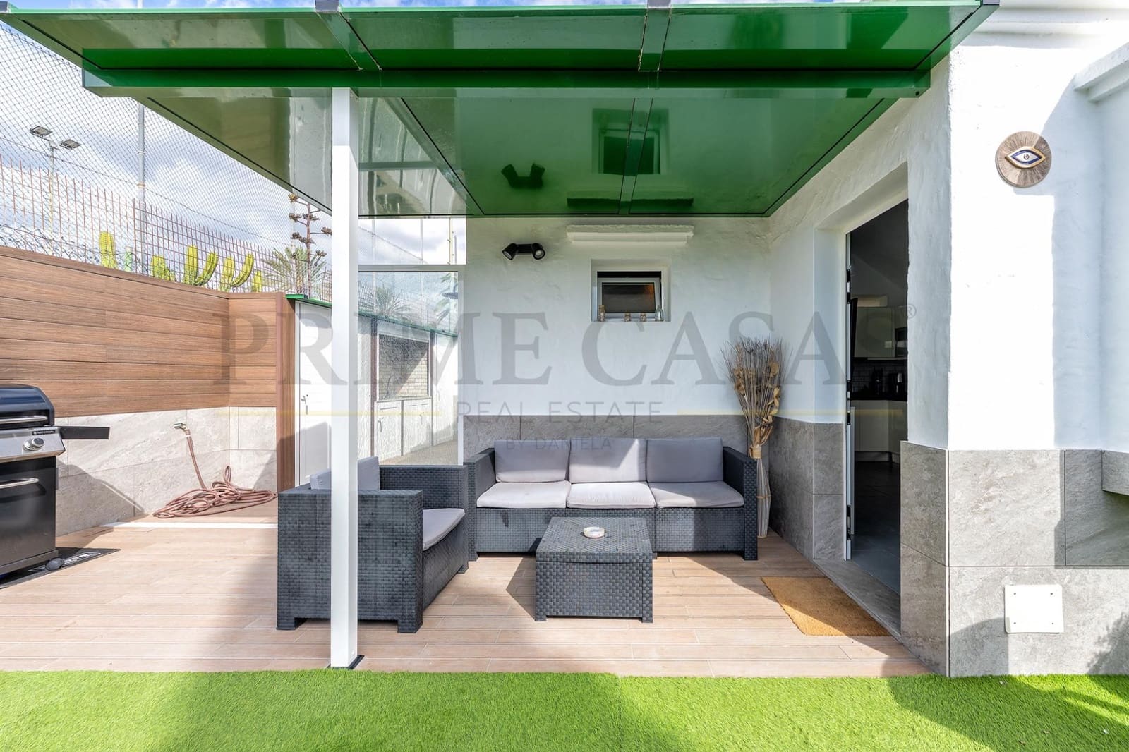 2 slaapkamer Bungalow te koop in San Bartolome de Tirajana met zwembad - € 450.000 (Ref: 9537809)