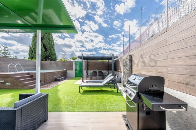 2 soverom Bungalow til salgs i Campo Internacional, San Bartolomé de Tirajana med svømmebasseng - € 450 000 (Ref: 9537809)