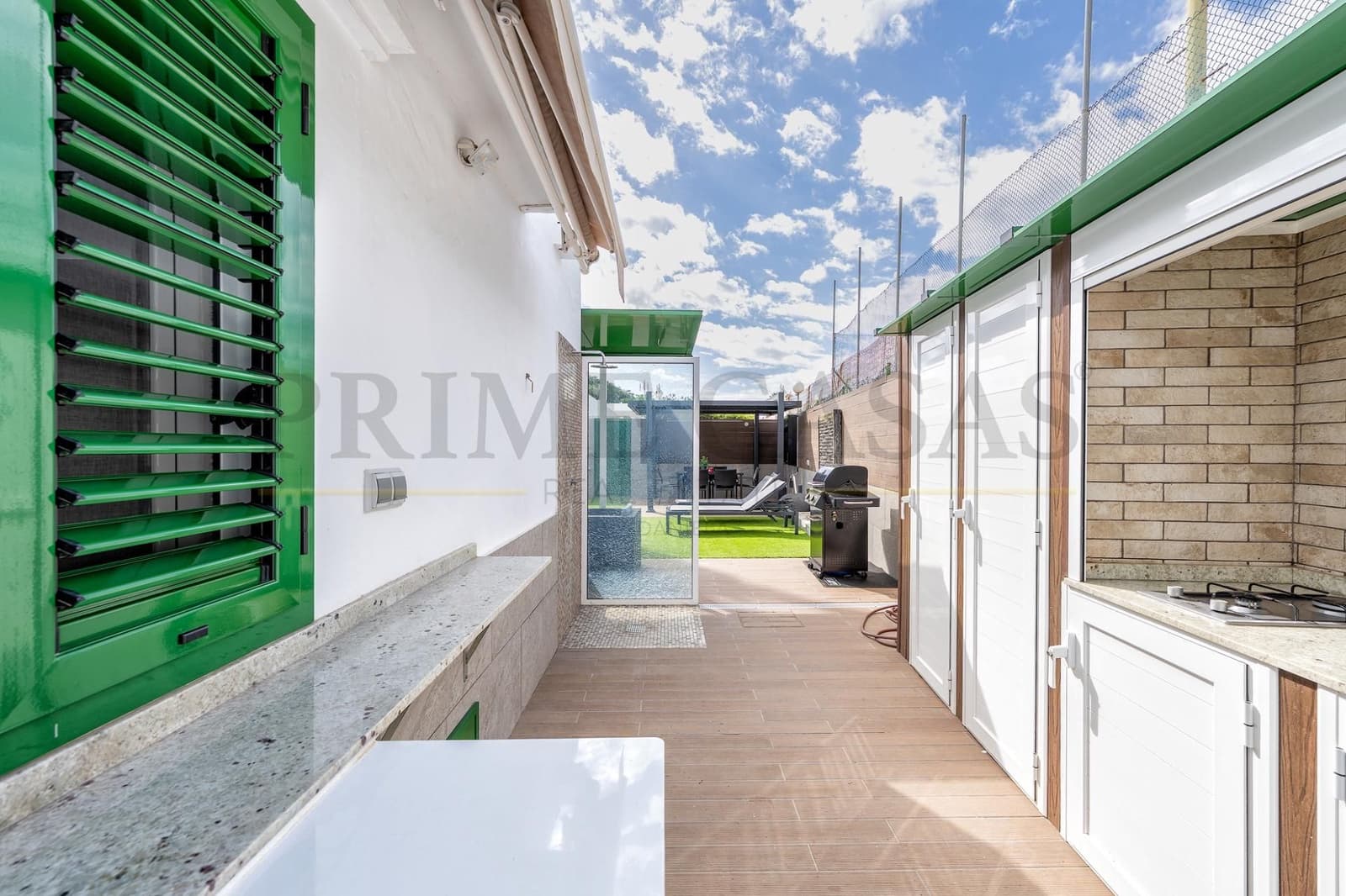 2 slaapkamer Bungalow te koop in San Bartolome de Tirajana met zwembad - € 450.000 (Ref: 9537809)