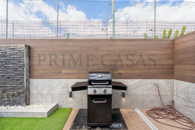 2 soverom Bungalow til salgs i Campo Internacional, San Bartolomé de Tirajana med svømmebasseng - € 450 000 (Ref: 9537809)