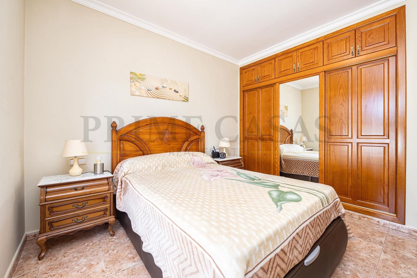 4 sypialnia Dom blizniak na sprzedaż w Santa Lucia de Tirajana z garażem - 380 000 € (Ref: 9537810)