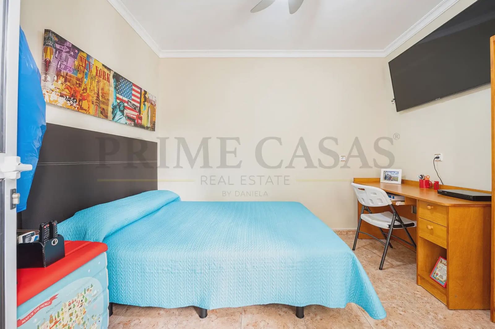 4 bedroom Semi-detached Villa for sale in San Bartolome de Tirajana with garage - € 370,000 (Ref: 9537810)