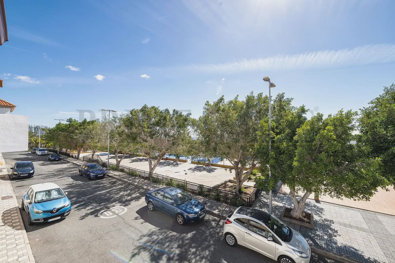 4 bedroom Semi-detached Villa for sale in San Bartolome de Tirajana with garage - € 370,000 (Ref: 9537810)