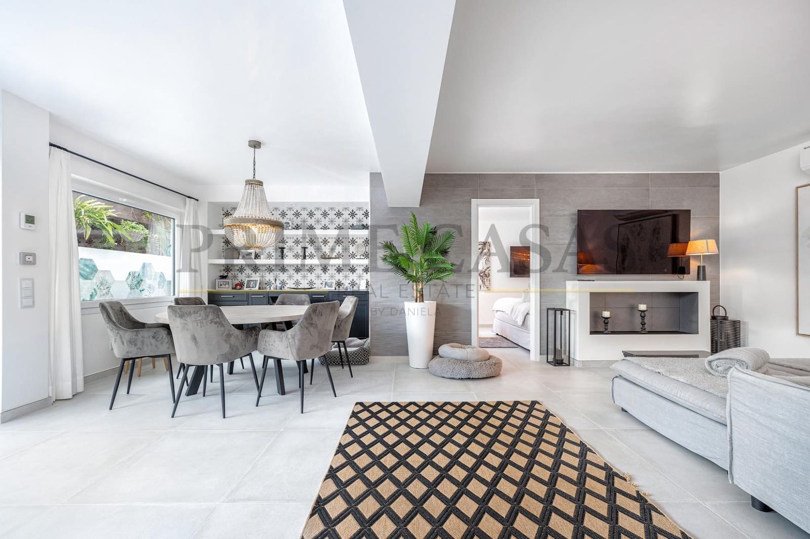 3 slaapkamer Bungalow te koop in San Bartolome de Tirajana met zwembad - € 1.390.000 (Ref: 9540657)