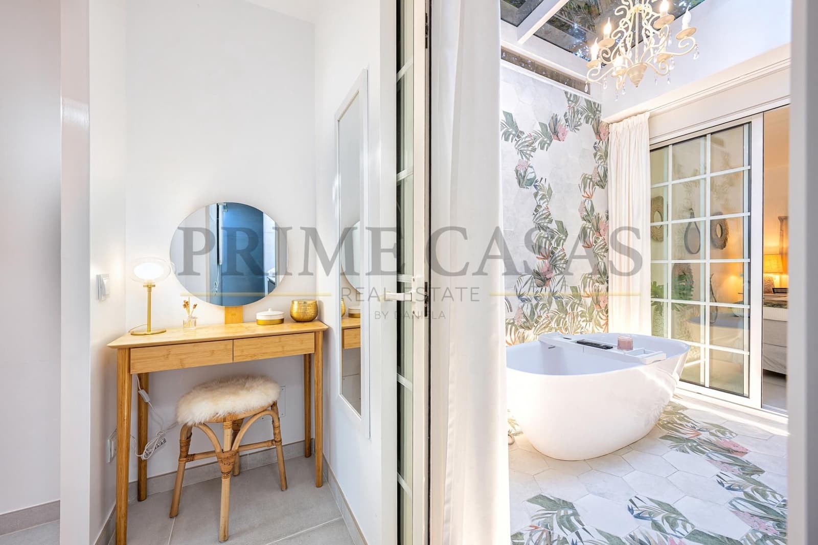 3 slaapkamer Bungalow te koop in San Bartolome de Tirajana met zwembad - € 1.390.000 (Ref: 9540657)