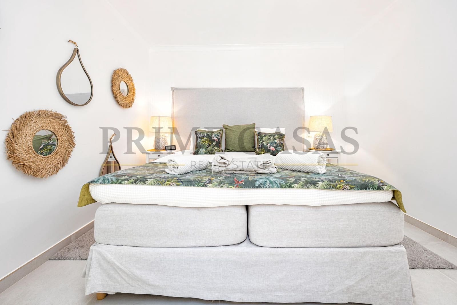 3 slaapkamer Bungalow te koop in San Bartolome de Tirajana met zwembad - € 1.390.000 (Ref: 9540657)