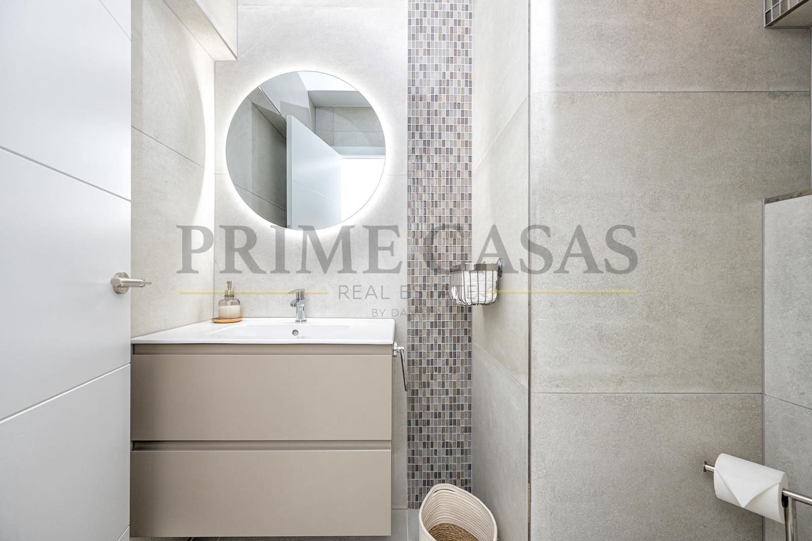 3 slaapkamer Bungalow te koop in San Bartolome de Tirajana met zwembad - € 1.390.000 (Ref: 9540657)