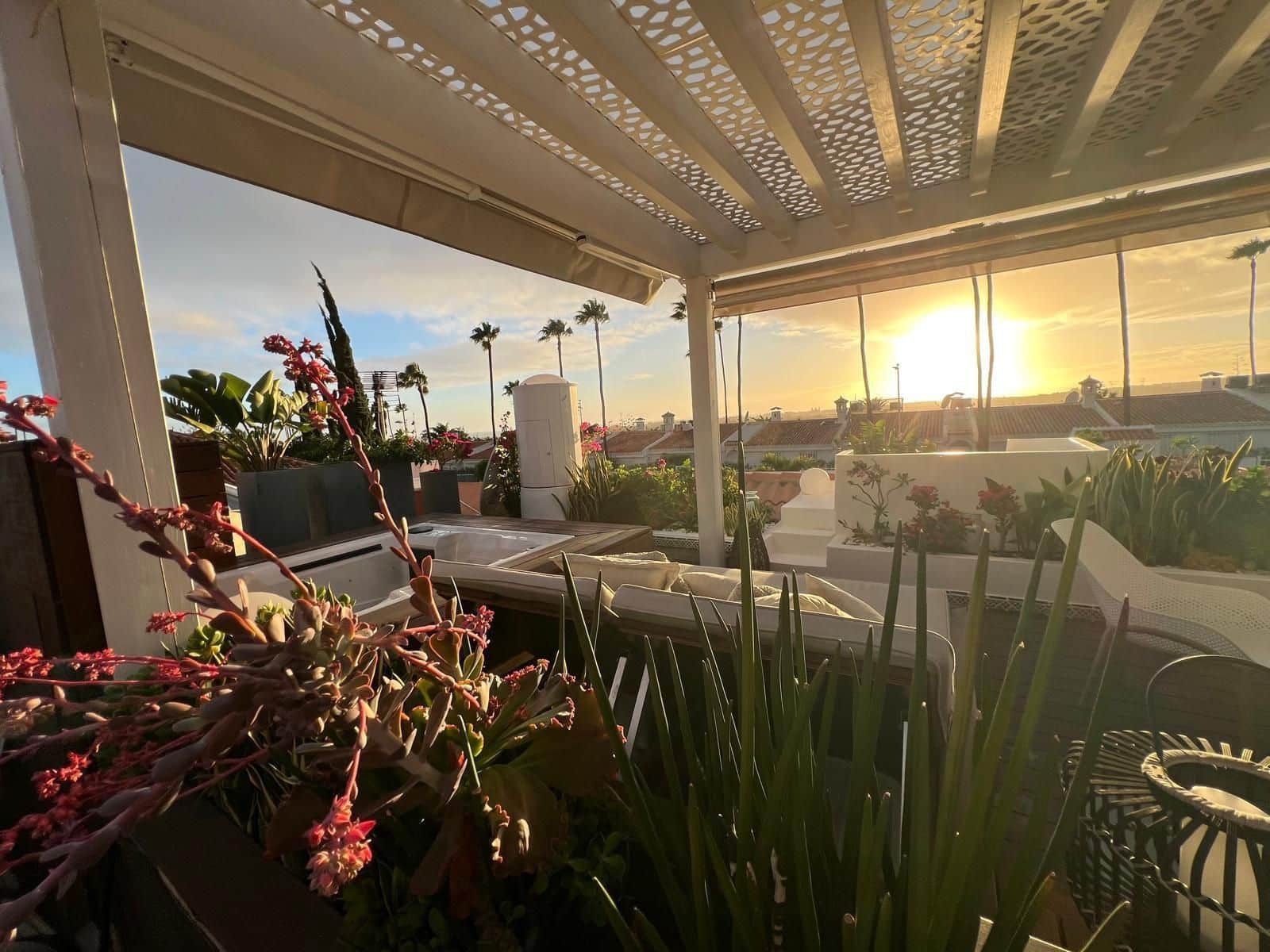 3 slaapkamer Bungalow te koop in San Bartolome de Tirajana met zwembad - € 1.390.000 (Ref: 9540657)