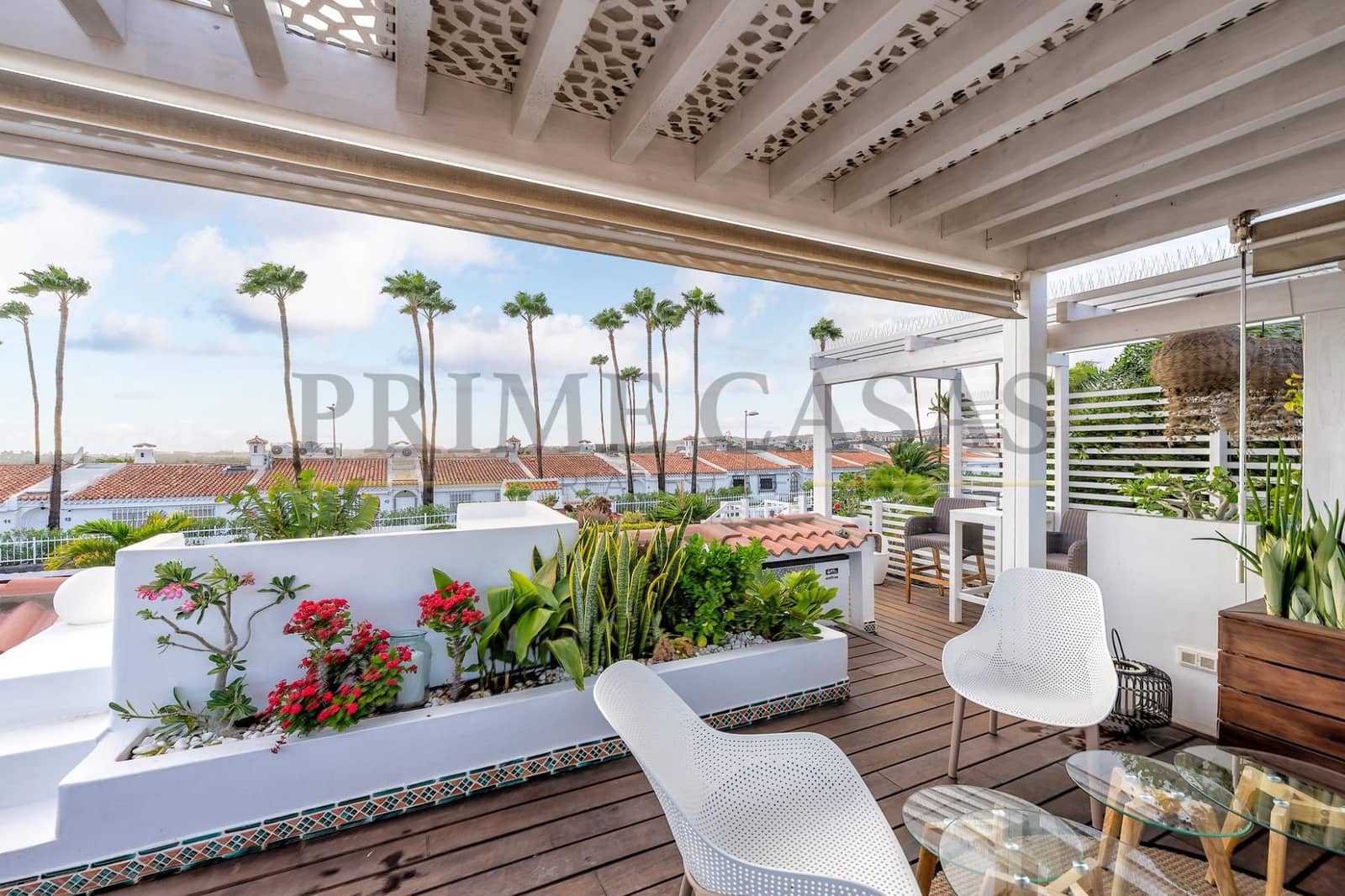 3 slaapkamer Bungalow te koop in San Bartolome de Tirajana met zwembad - € 1.390.000 (Ref: 9540657)