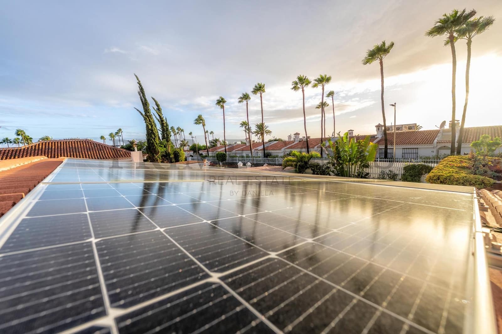 3 slaapkamer Bungalow te koop in San Bartolome de Tirajana met zwembad - € 1.390.000 (Ref: 9540657)